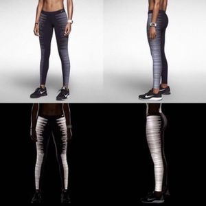 Nike flash leggings size small. Worn a few times!